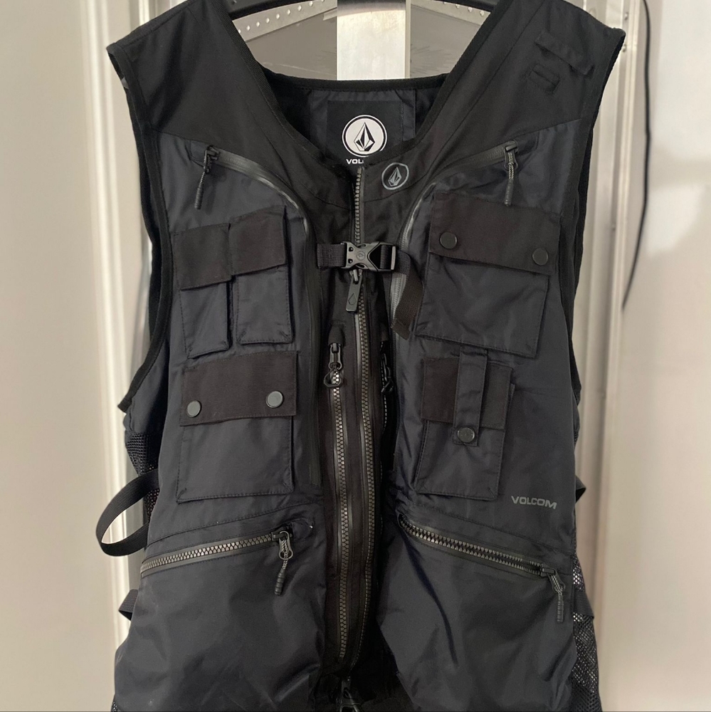 Volcom Bryan Iguchi Slack Vest M Backcountry Ski Snow Fishing Hiking Trekking